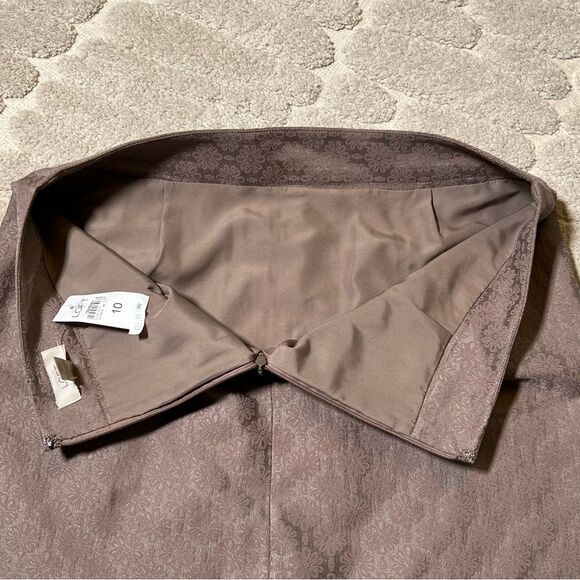 Ann Taylor Loft taupe skirt 💗 NWT 💗 fully lined💗 zipper 💗 size 10 - Picture 4 of 7